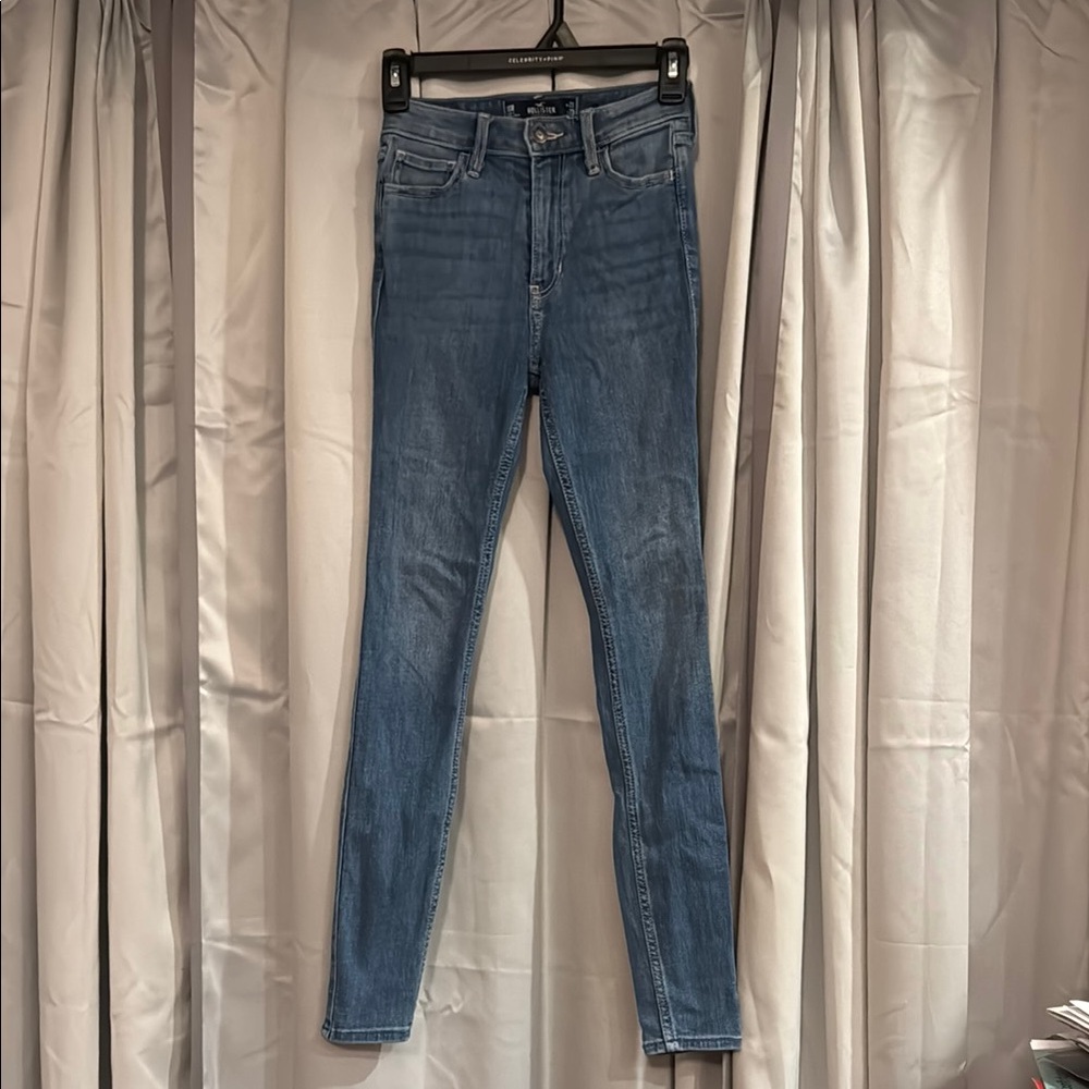 Hollister Blue High Rise Jeans Classic Denim Style